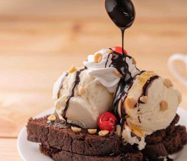How to Plan the Perfect Birthday Celebration at a Restaurant